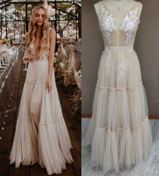 White Bridesmaid Dresses: Wedding Dress Deep V-Neck Open Back Sleeveless