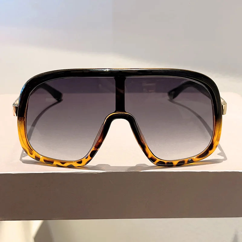 New Big Frame Sunglasses Women Men Luxury Goggle One Piece Sun Glasses Female Vintage Brand Designer Punk Shades UV400 Eyewear
