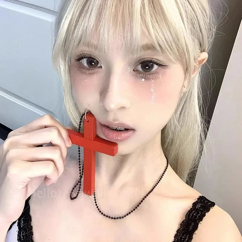 New Gothic Cool Y2K Wood Cross Pendants Necklaces Unisex Black White Red Hip Hop Charm Chain Choker Necklace Fashion Jewelry
