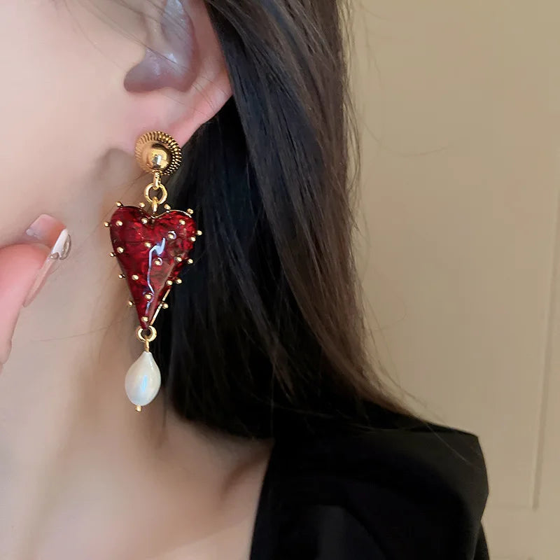 Minar Charming Red Color Resin Love Heart Dangle Earrings for Women Baroque Freshwater Pearl Long Earring Wedding Party Jewelry