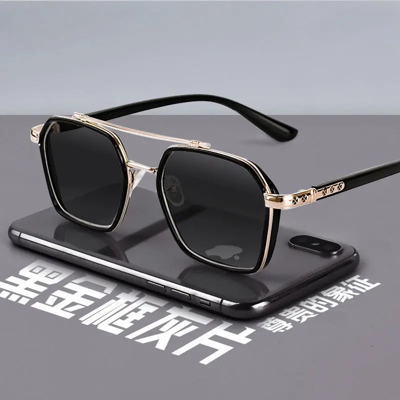 Intelligent Photochromic Sunglasses for Men Professional Day Night Driver Sunglasses UV400 Retro Luxury Design Glasses vintage