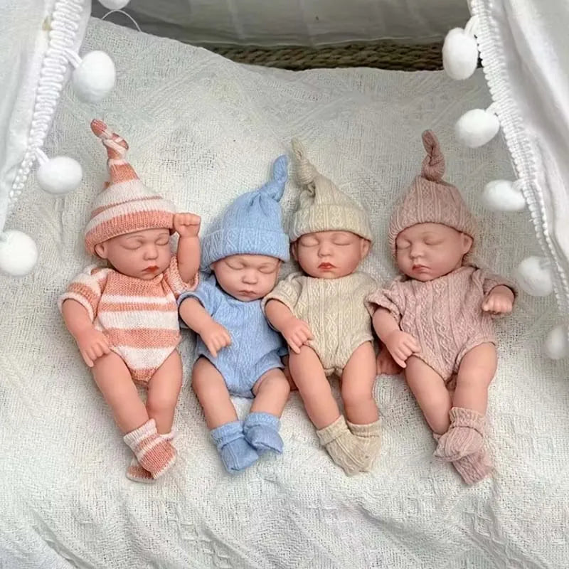Mini 7.87 Inch Reborn Doll Sleeping Baby Doll 20cm Born Dolls Baby Toys Soft and Full Body Vinyl Doll For The Best Gift For Girl