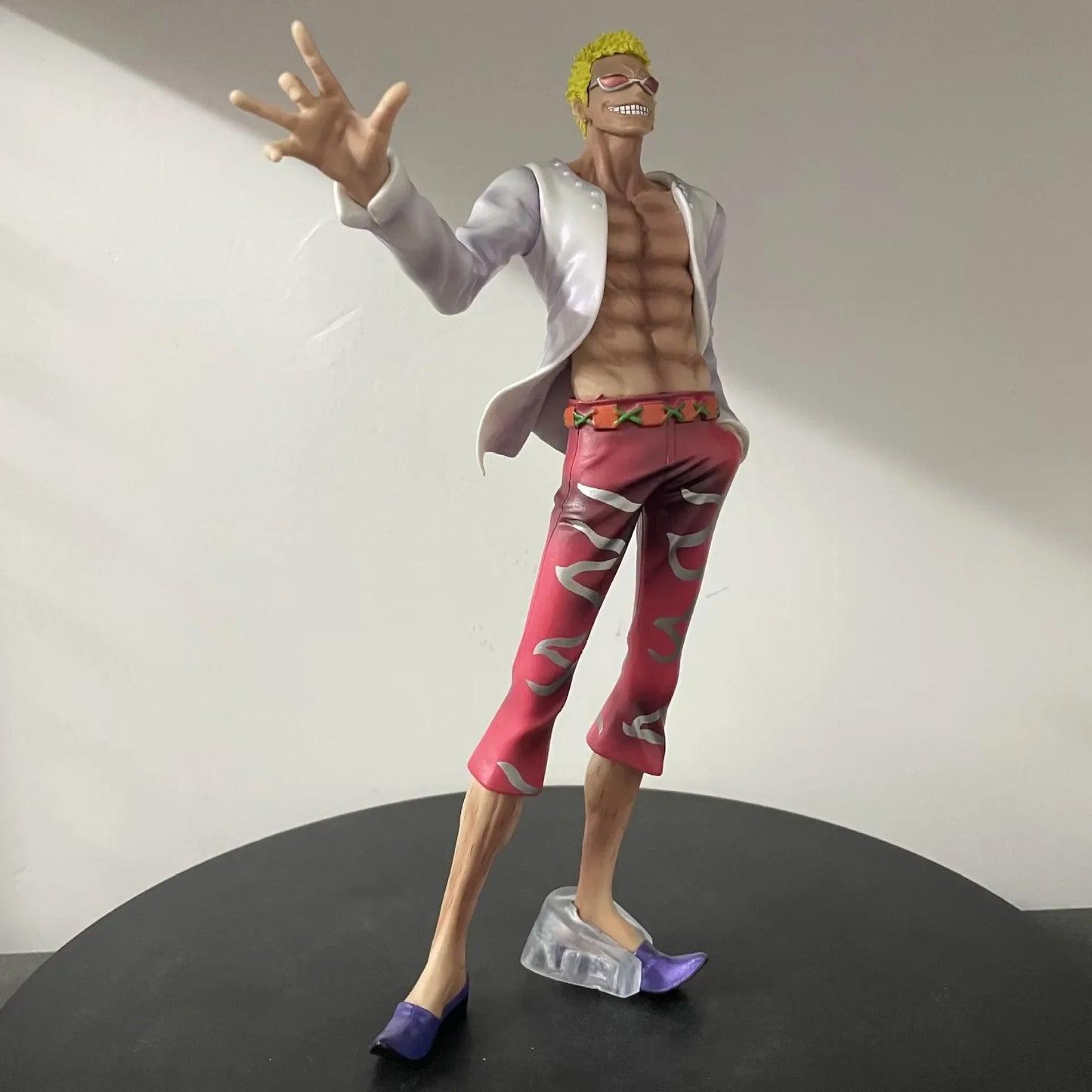 29cm One Piece Anime Figure Donquixote Doflamingo Action Figure Pvc Model Statue Doll Collection Decoration Ornaments Toys Gift
