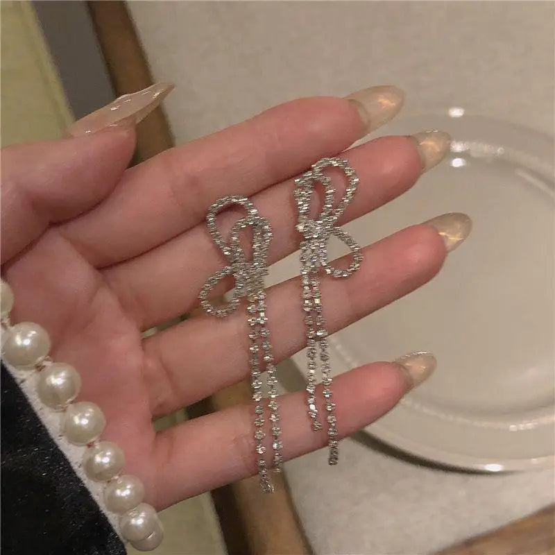 Kiss Jewelry Sweet Heart Rhinestone Butterfly Shape Dangle Earrings for Women Silver Color Korean Fashion Y2K Piercing Earring