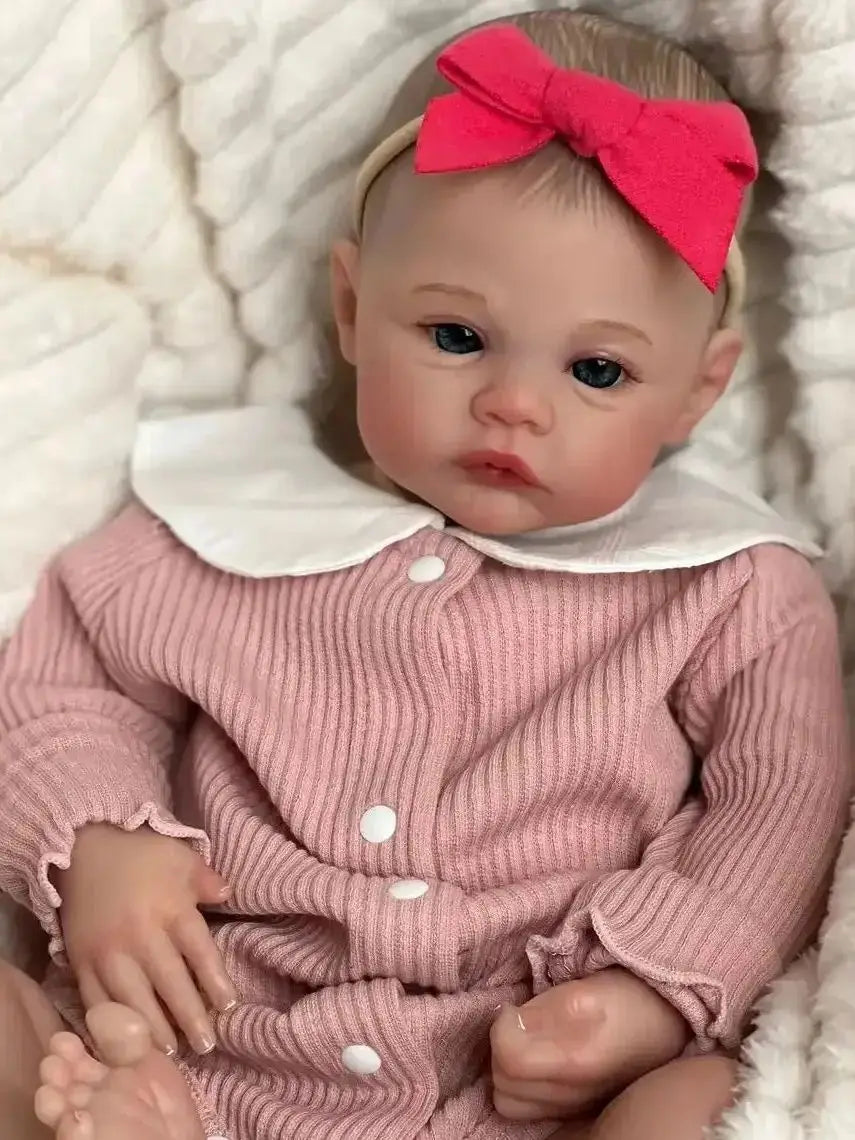 JOYORA'S LIFELIKE 49CM HUMANOID DOLL, MADE OF SOFT RUBBER AND FEATURING A FASHIONABLE CARTOON THEME  CUTE LUCY BABY