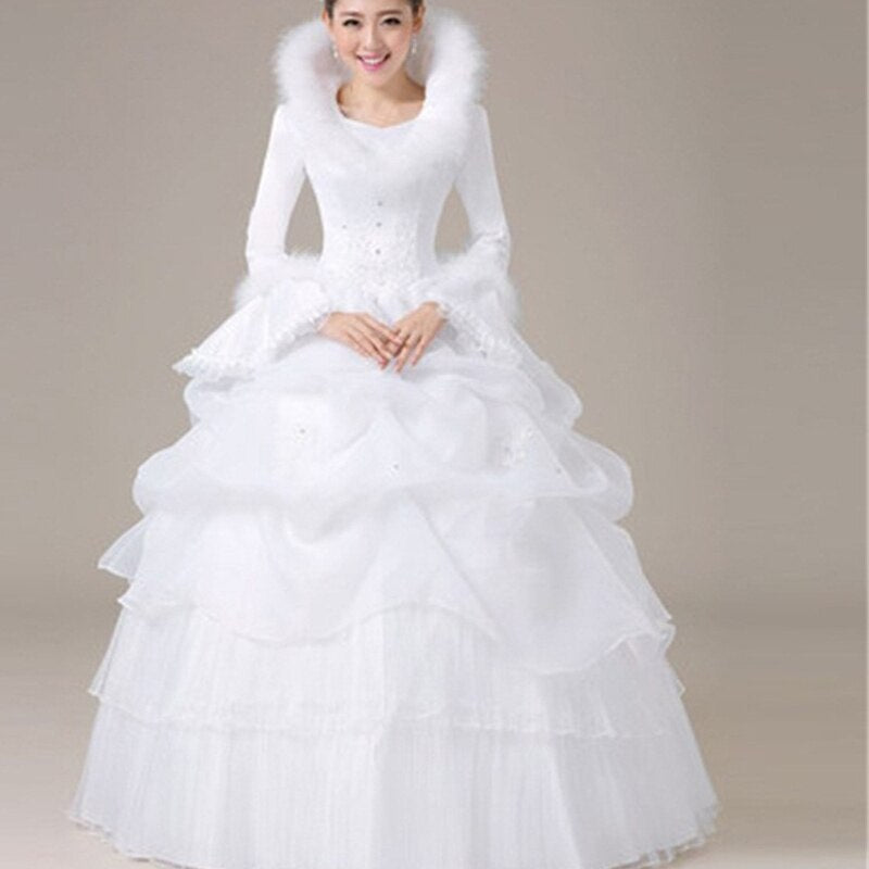 White Bridesmaid Dresses: Wedding Dresses Winter Warm Long Sleeves Wedding Gowns