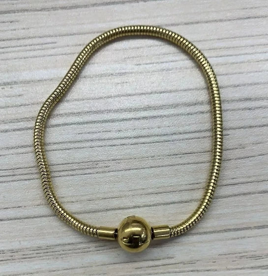 Stainless Steel Heart or Round Pendant Chain Bracelet jewelry