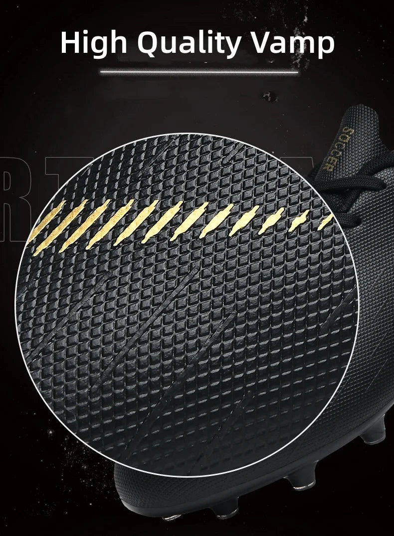 White Men's Football Boots Turf Sneakers Low-cut Soccer Shoes for Men Outdoor