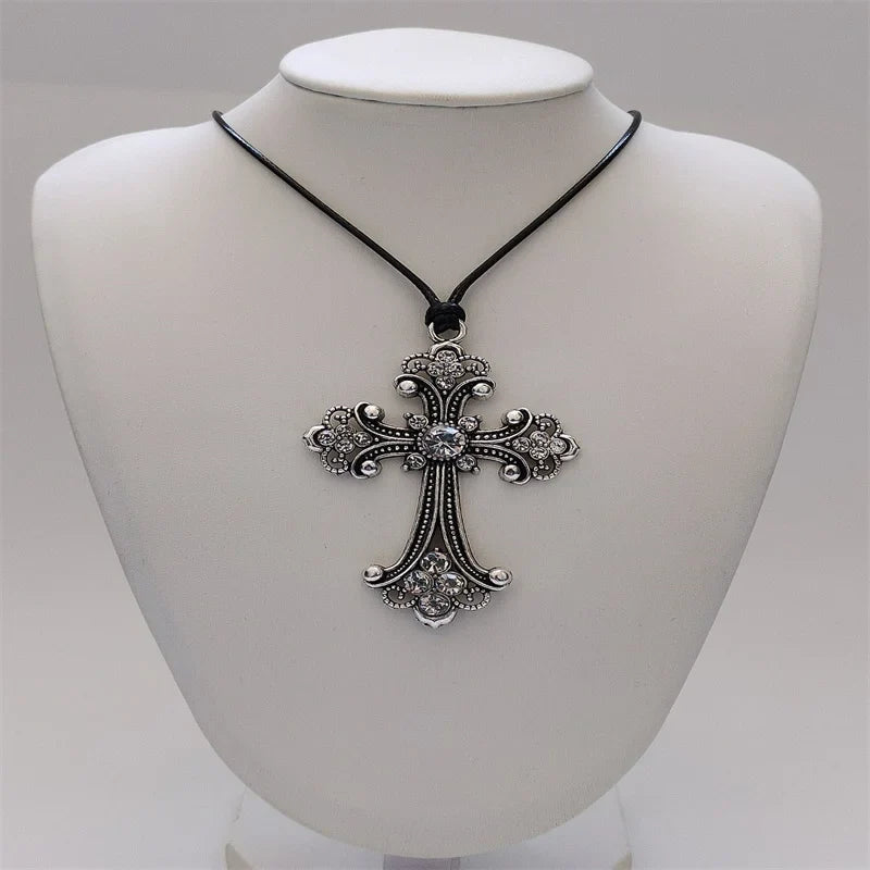 Large Detailed Rhinestone Cross Choker Spiral Hippie Necklace Goth Punk Women Fashion Statement Crucifix Charm Jewelry Gift