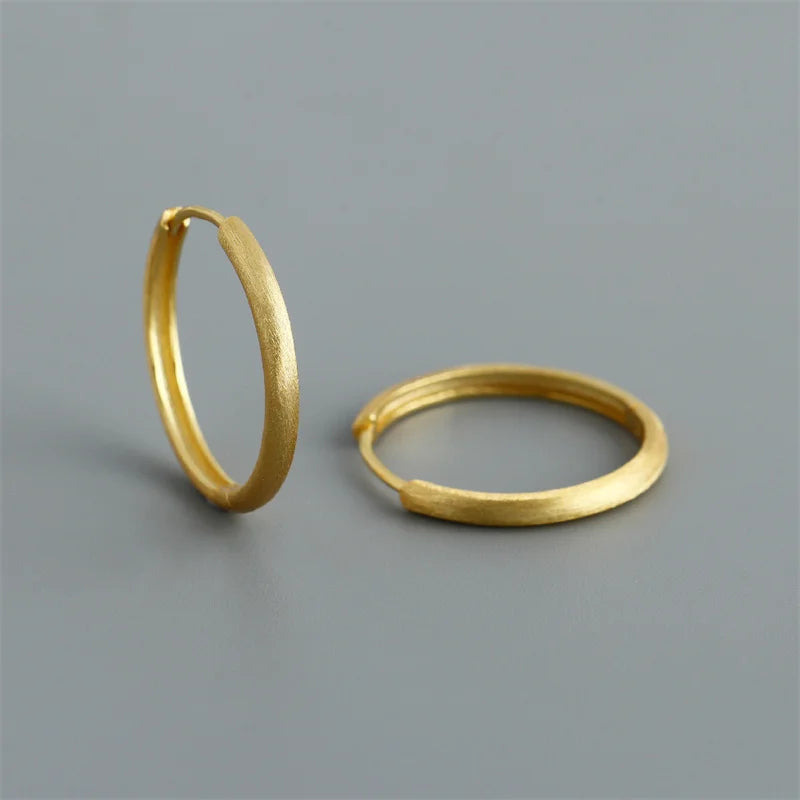 WANTME 925 Sterling Silver Minimalist Matte Gothic Unisex Huggies Ear Hoop Earrings for Women Men Piercing Ear Buckle Jewelry