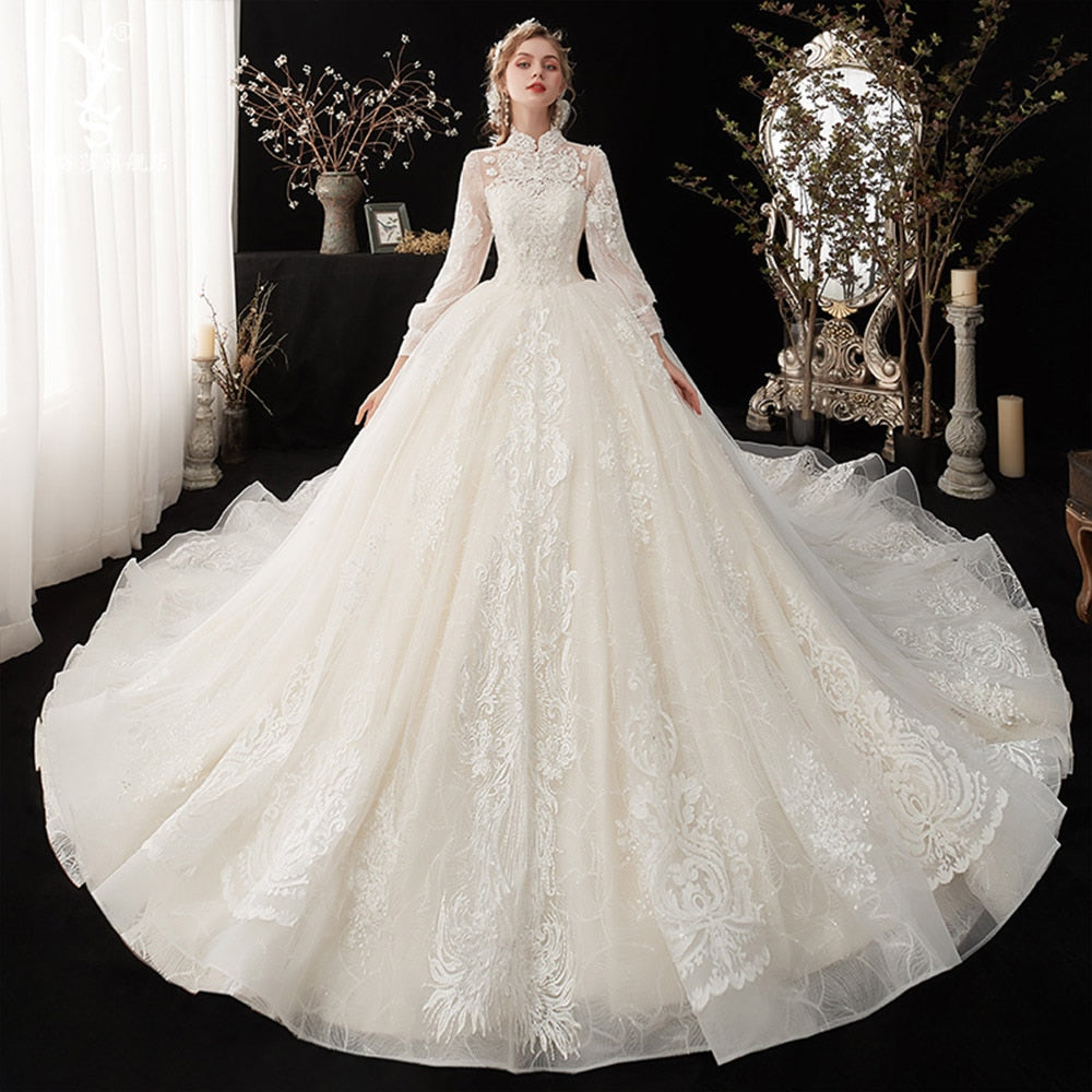 White Bridesmaid Dresses: Sleeve Pearls Flowers Appliques Lace Princess Ball Gown