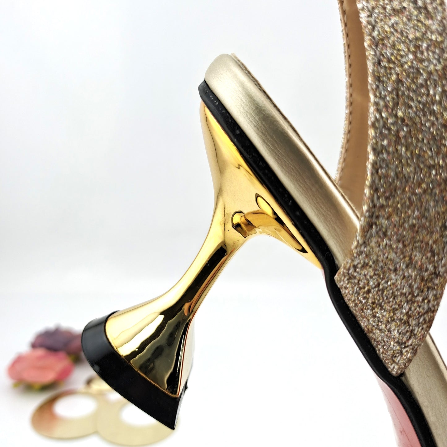 Noble and Elegant Classic vintage rhinestone accessories Ladies Shoes and Bag Set in Gold Color