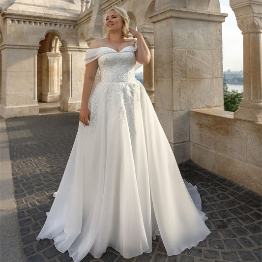 White Bridesmaid Dresses: Wedding Dress Plus Size Elegant Off The Shoulder