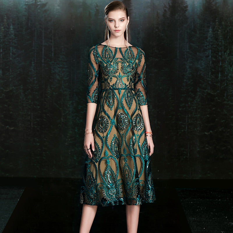 Evening wear Dresses: Green Evening Dress Vintage Sequins Appliques
