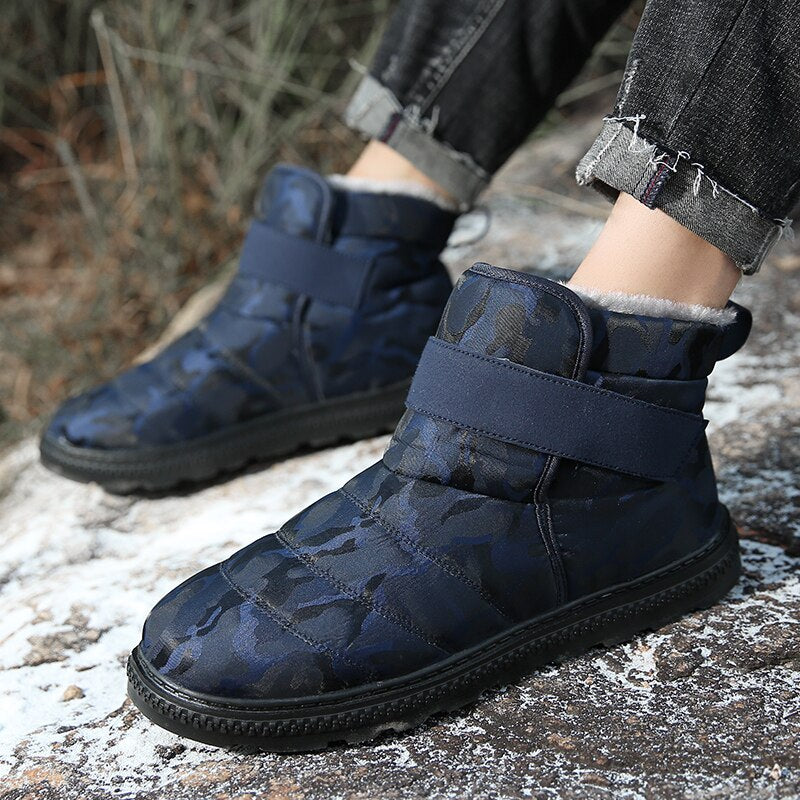 Plus Size  Men Boots Lightweight Winter Shoes for Men Snow Boots Waterproof