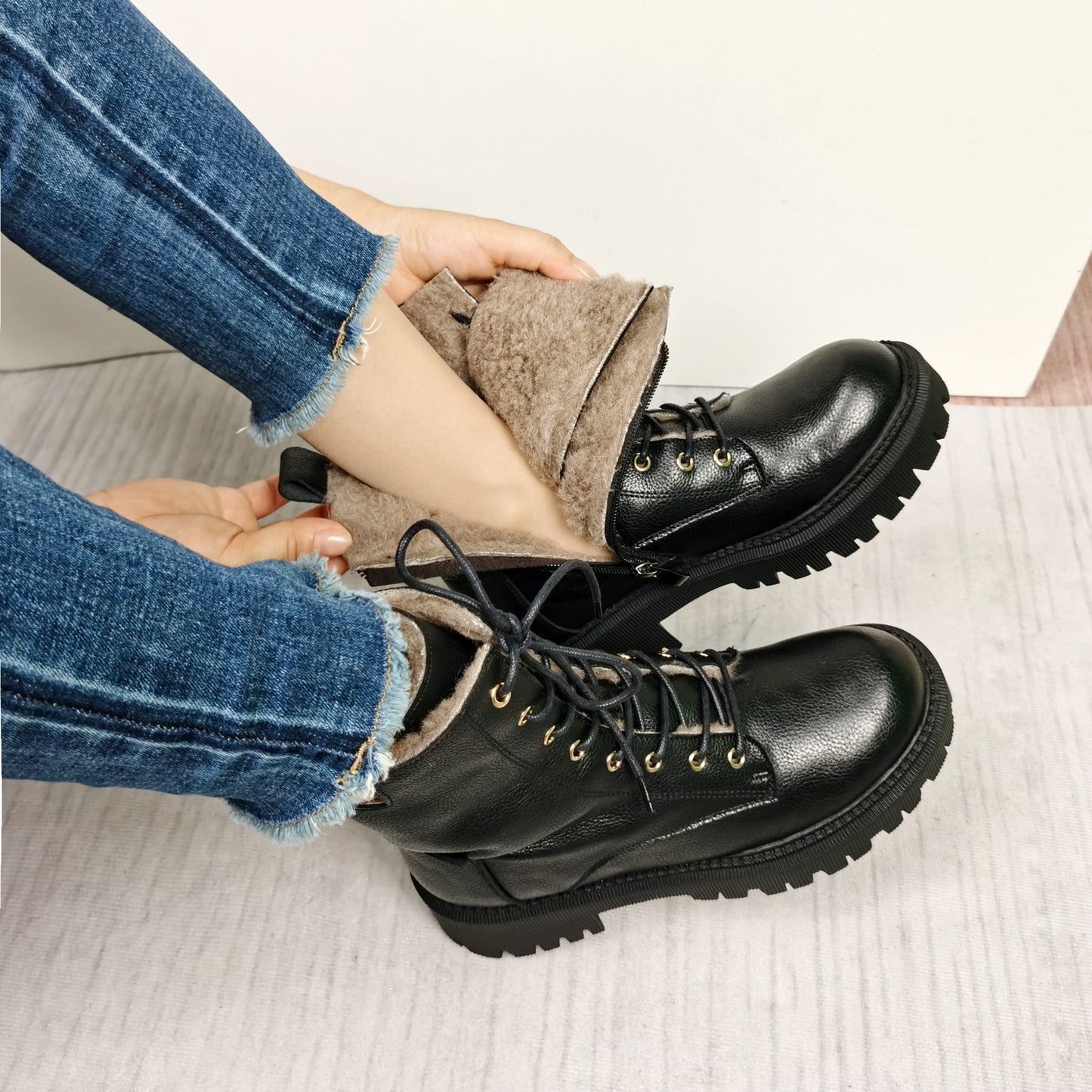 Women Ankle Boots Wool Fur Platform Fashion Warm Mid Heel Motorcycle Boots
