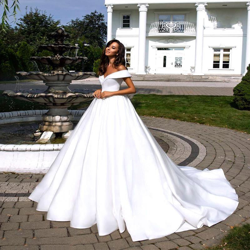 White Bridesmaid Dresses: White Elegant Satin A-Line Wedding Dress With Folden