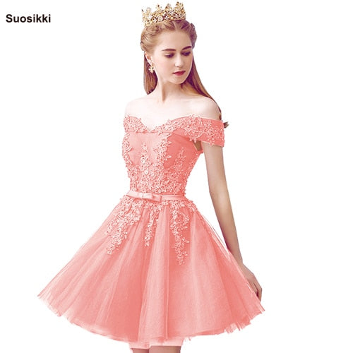 Homecoming Dresses: Red Lace Elegant Knee Length Prom Dresses Women