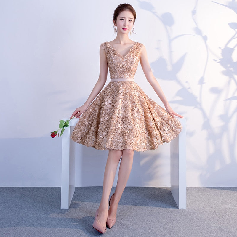 Homecoming Dresses: Short Prom Dresses V Neck Lace petals Formal