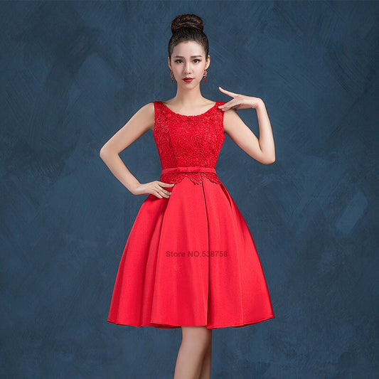 Homecoming Dresses: O-Neck Shoulder Straps Lace Decoration V-Back Elegant Green