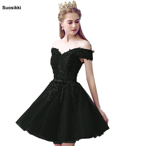 Homecoming Dresses: Red Lace Elegant Knee Length Prom Dresses Women