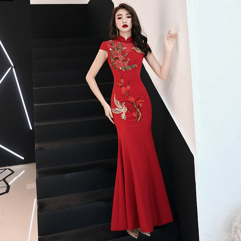 Embroidery Chinese Traditional Plus Size 3XL Vestidos Cheongsam Elegant Bride