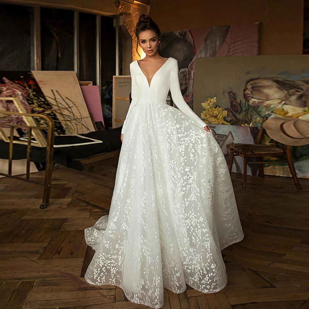 Boho Lace Wedding Dresses Long Sleeve V-neck Boho Bridal Gowns