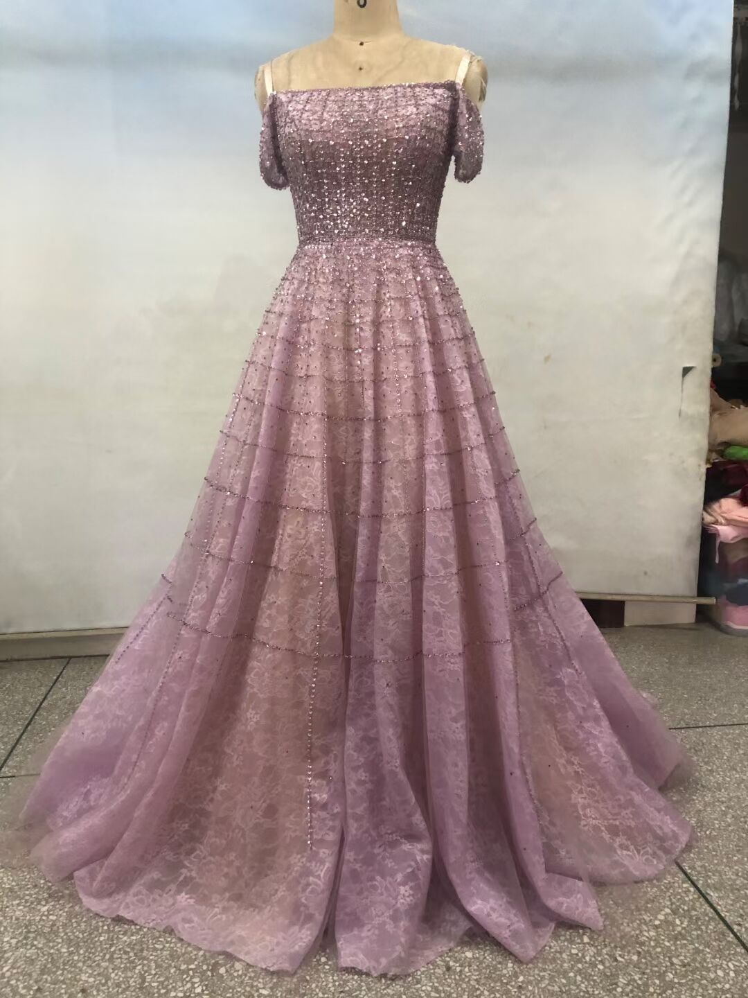 Evening wear Dresses: Evening Dresses Long Luxury Pink Lace Beaded Beading