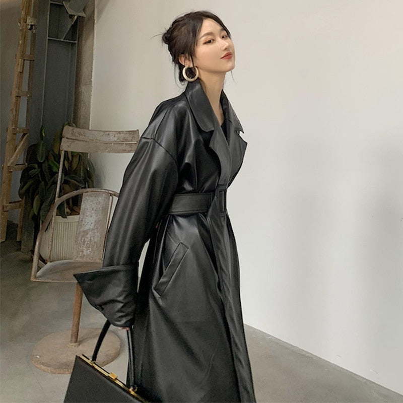Long oversized leather trench coat for women long sleeve lapel loose fit