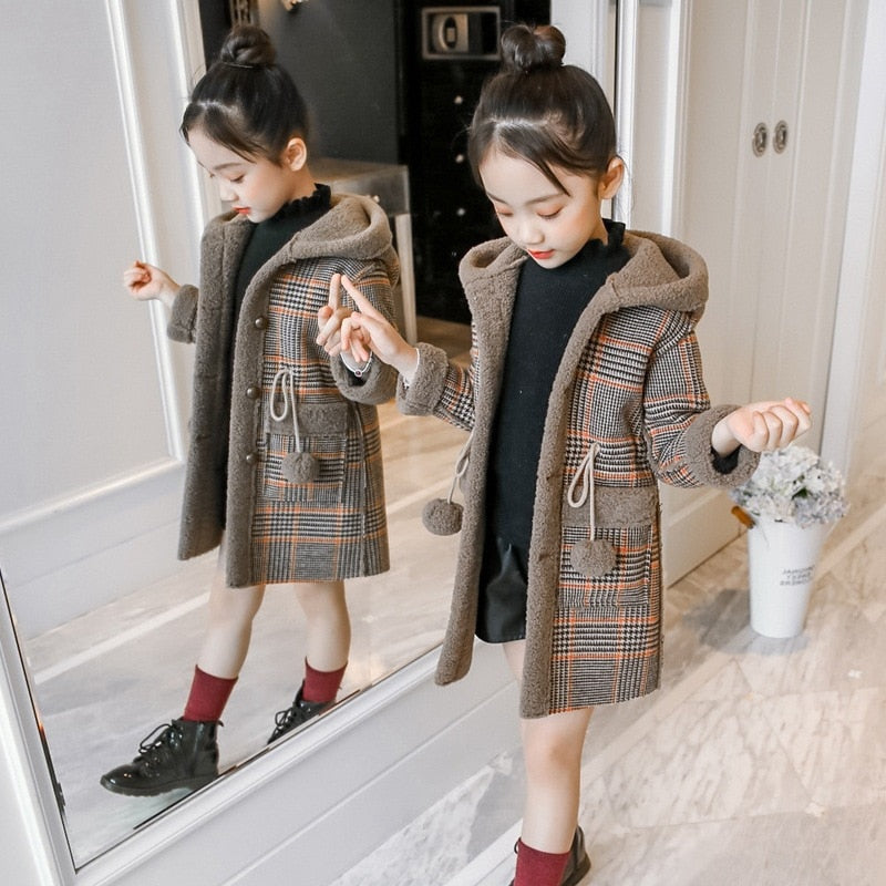 Fashion Design Autumn Winter parka Girl Hairy clothes Long Woolen Coat