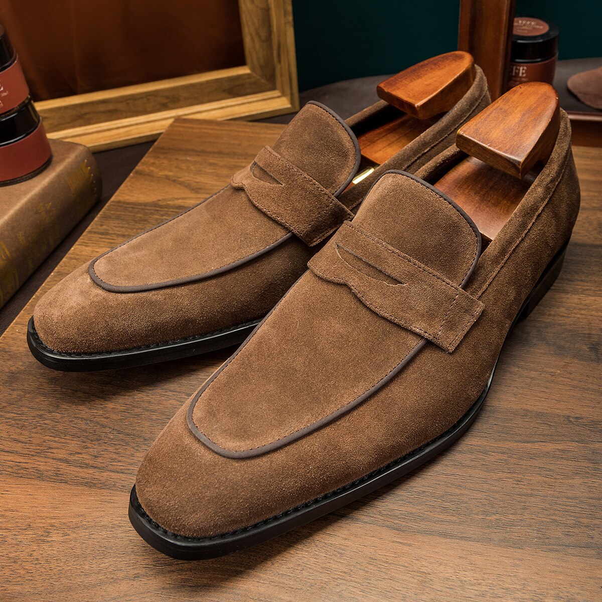 Men Dress Shoes High Quality Slip-On Genuine Leather Fashion Loafer Shoes