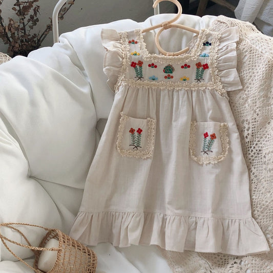 Summer Girls Dress British Style Retro Embroidery Little Girl Flying Sleeves