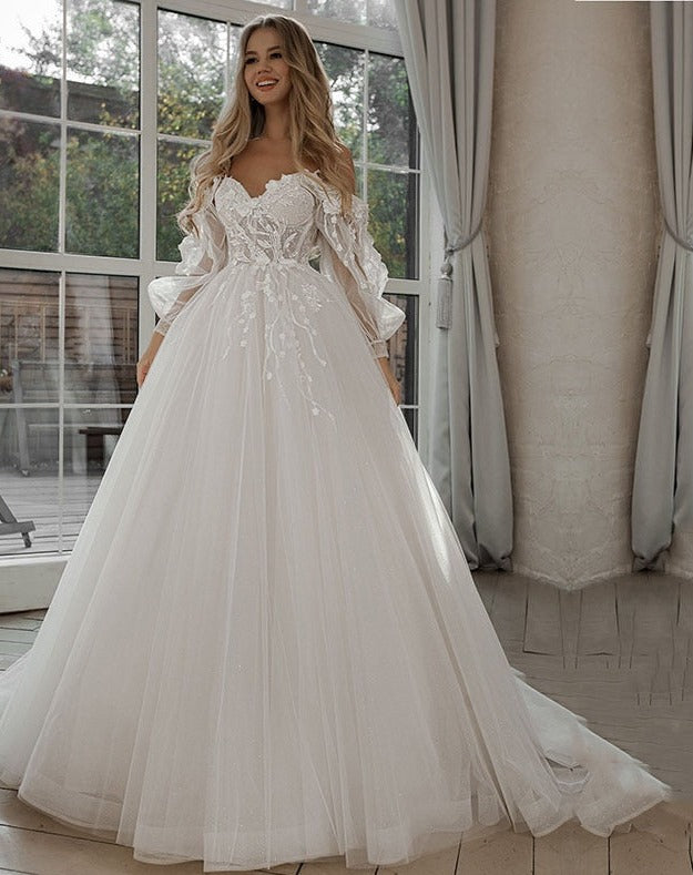 White Bridesmaid Dresses: Wedding Dresses Puff Sleeve Appliques Lace 3D Flowers
