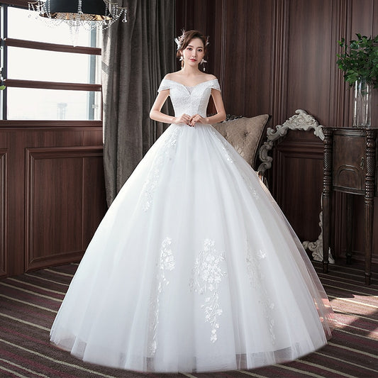White Bridesmaid Dresses: Wedding Dress Embroidered Lace on Net Boat Neck Lace up