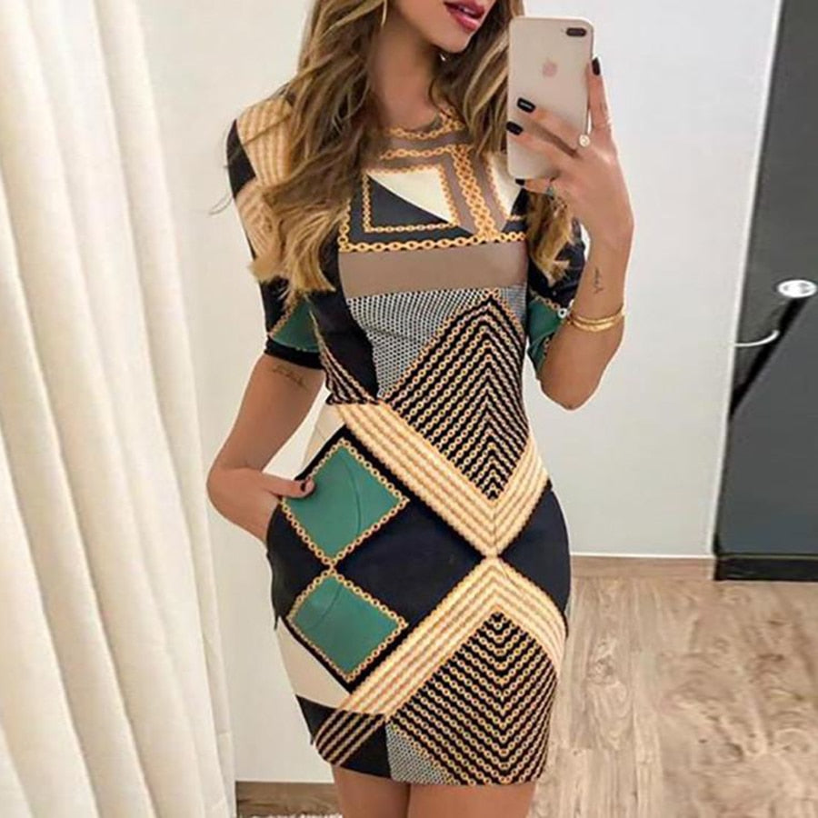 Fashion new casual ladies dress print pattern short-sleeved slim round neck dress