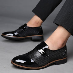 Men's shoes Leather Embossing Classic Fashion Luxury men shoes
