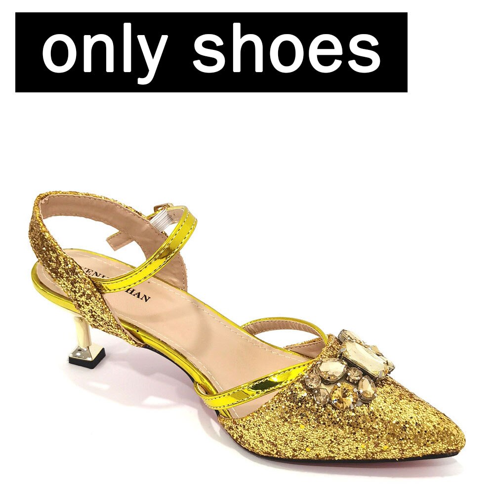 Matching Shoes and Bags: Silver Color Peep Toe Shoes Matching Bag Set For Royal Ladies