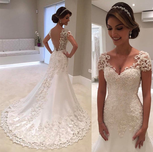 White Bridesmaid Dresses: Wedding Dress V-Neck Short Sleeve Wedding Gown