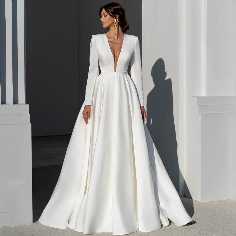 White Bridesmaid Dresses: A-Line Wedding Dresses V-Neck Long Sleeve Dress Boho