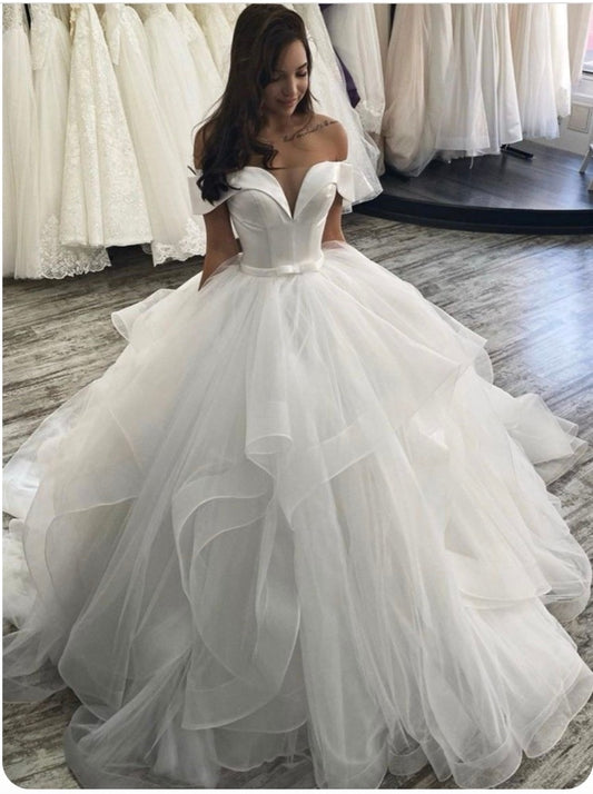 White Bridesmaid Dresses: Ball Gown Wedding Dresses Off the Shoulder Lace Up Back