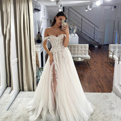 Wedding Dresses Crystal Beading Off the Shoulder Lace Appliques A-Line