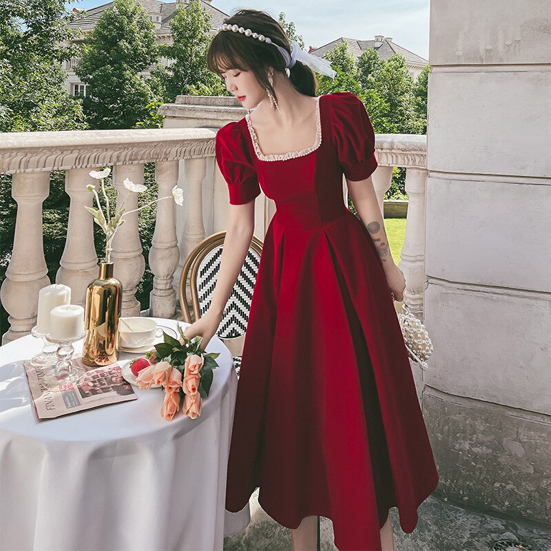 Homecoming Dresses: Red Prom Dresses Square Collar Puff Sleeve Backless