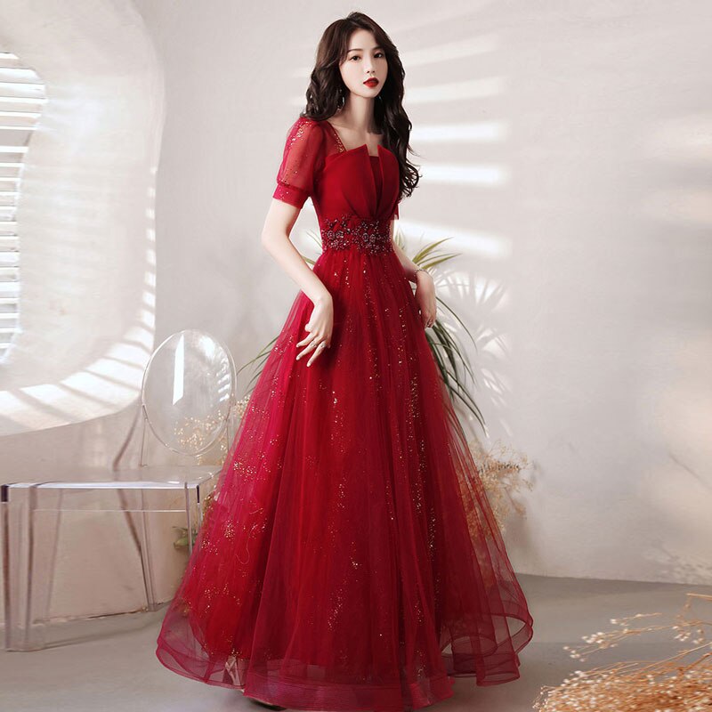 Evening wear Dresses: Red Evening Dresses V-Neck Tulle Sequins Party Gowns
