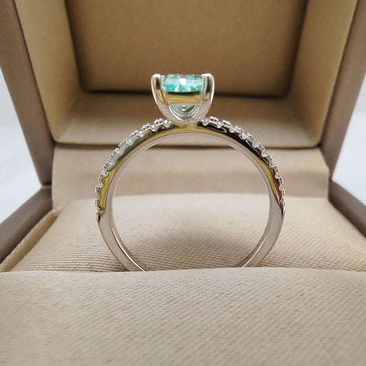 6*8MM Rectangular Green Crushed Ice Moissanite Ring with Certificate