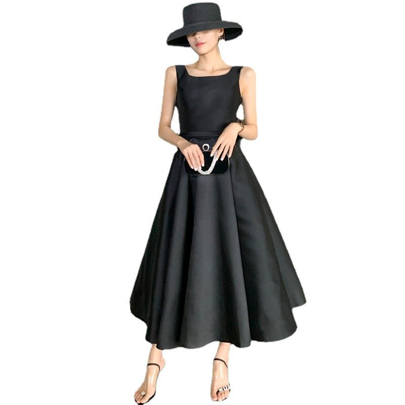Homecoming Dresses: Gown With Bow Elegant Women Robe Black Prom Dress
