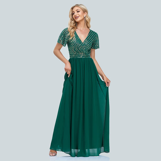 Evening wear Dresses: Women Green Evening Dresses Elegant V-Neck