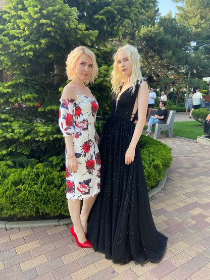 Homecoming Dresses: Black Long A-Line Beaded Prom Dresses Elegant Women