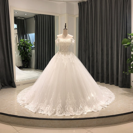 White Bridesmaid Dresses: A Line Wedding Dresses With Glitter Lace Sleeveless