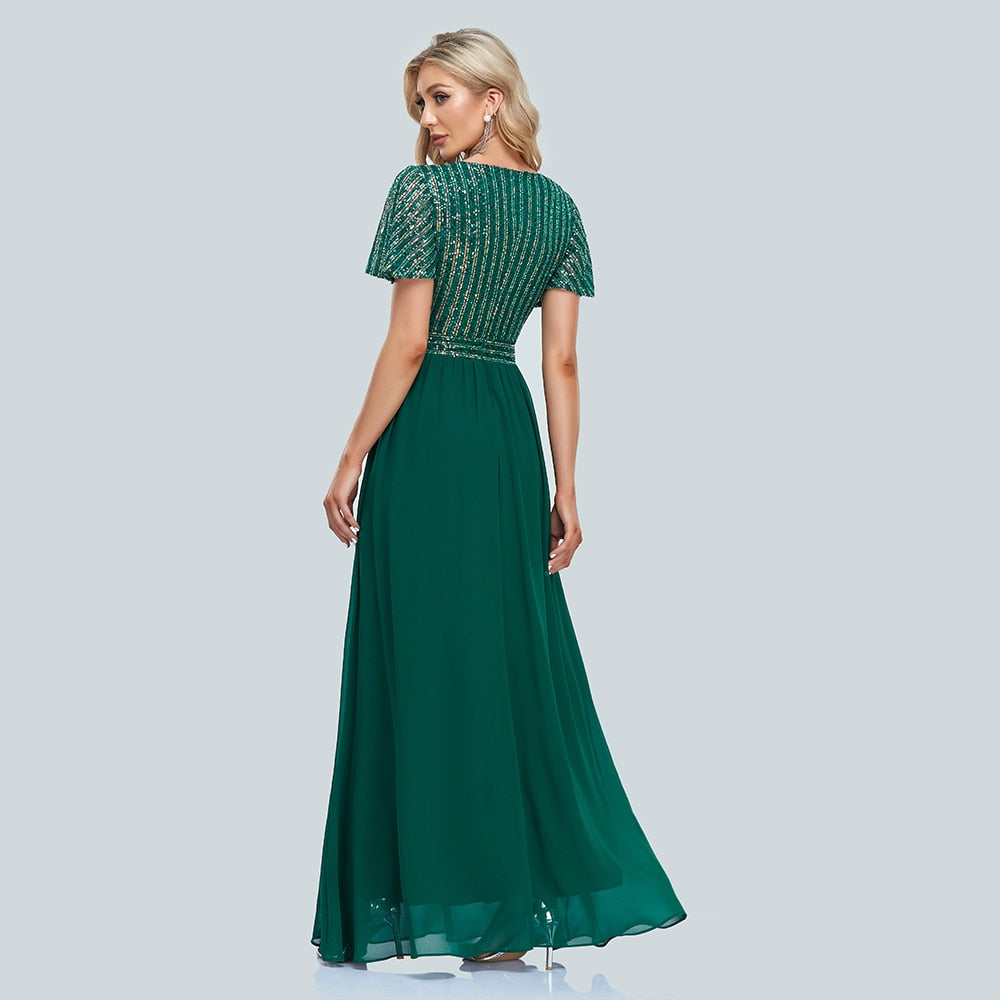 Evening wear Dresses: Women Green Evening Dresses Elegant V-Neck