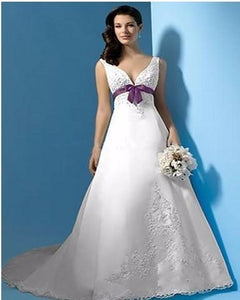 Vintage Purple And White Plus Size Wedding Dress
